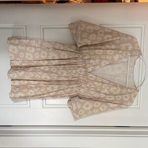 Floral Beige Dress with White and Yellow Daisies